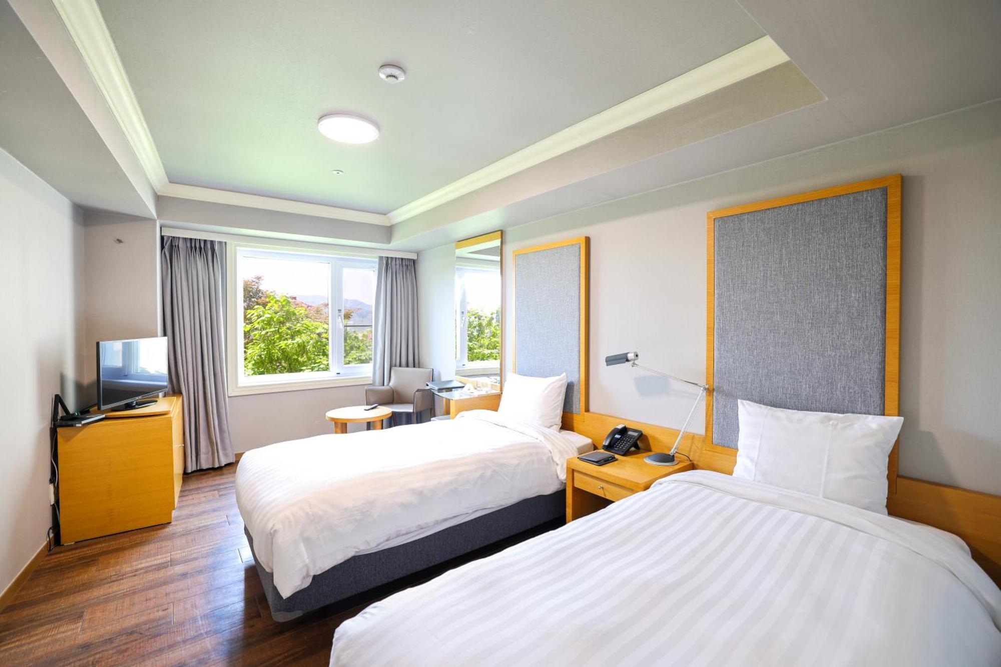 La Vie Dor Hotel And Resort, Trademark Collection By Wyndham Hwaseong Bagian luar foto
