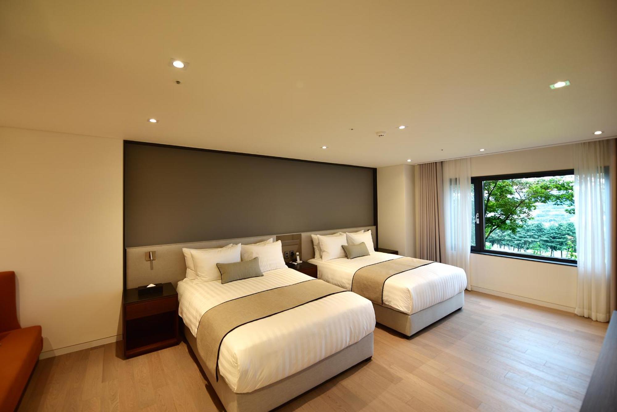 La Vie Dor Hotel And Resort, Trademark Collection By Wyndham Hwaseong Bagian luar foto